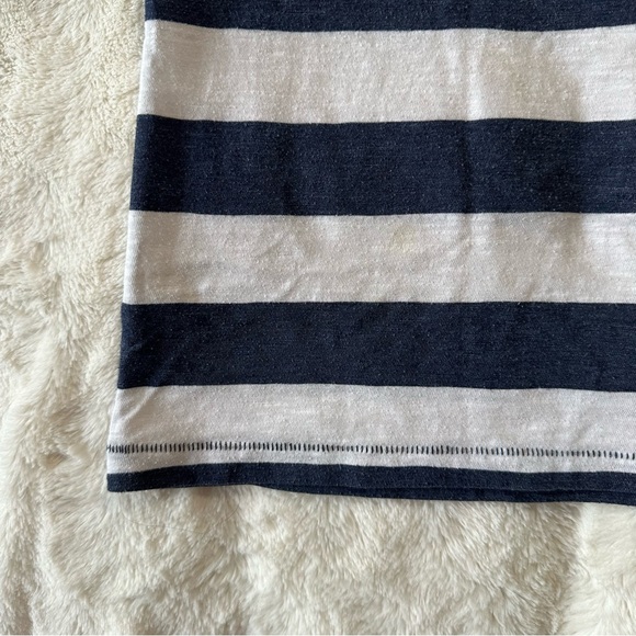 GILLY HICKS Striped Navy and White T-Shirt small - Picture 4 of 4